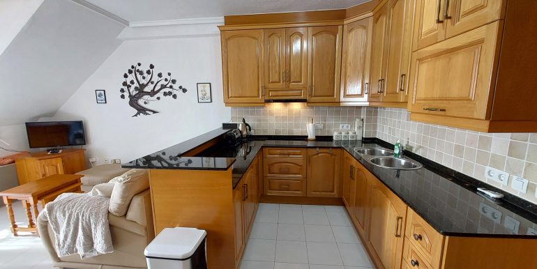 Kitchen 1